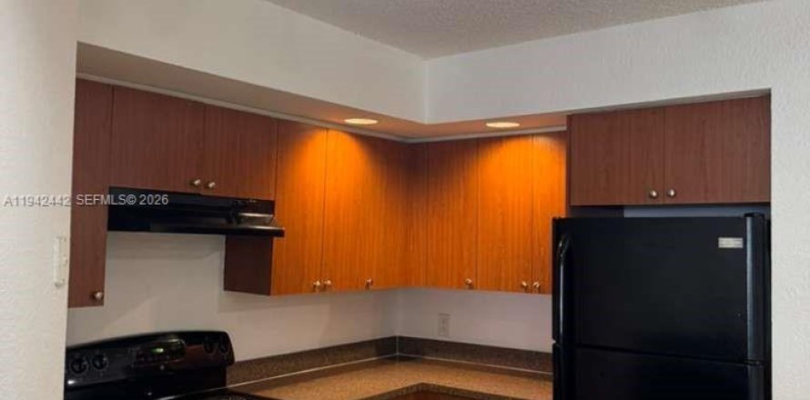 Condominio en Margate, Florida, 1 dormitorio № 2152760