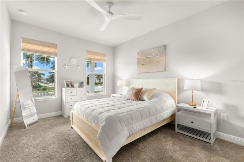 House in Sarasota, Florida 2 bedrooms, 213.49 sq.m. № 1540516 - photo 30