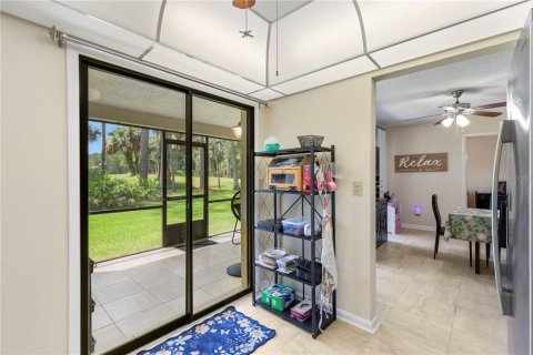 Condo in Daytona Beach, Florida, 2 bedrooms  № 2166940 - photo 20