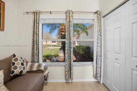 House in Port St. Lucie, Florida 3 bedrooms, 139.91 sq.m. № 2062191 - photo 27