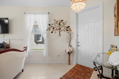 House in Port St. Lucie, Florida 3 bedrooms, 139.91 sq.m. № 2062191 - photo 29