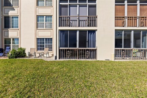 Copropriété à louer à Clearwater, Floride: 1 chambre, 81.29 m2 № 2324008 - photo 6