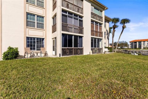Copropriété à louer à Clearwater, Floride: 1 chambre, 81.29 m2 № 2324008 - photo 8