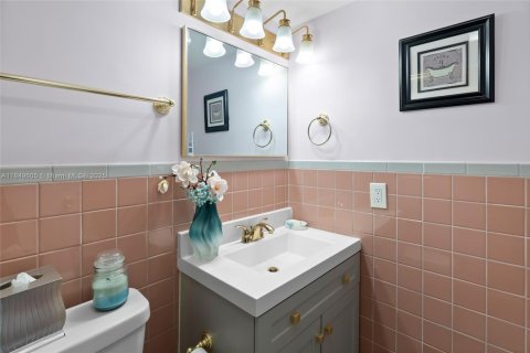 Condo in Deerfield Beach, Florida, 1 bedroom  № 1852194 - photo 18
