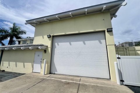 Commercial property in Bradenton, Florida 401.71 sq.m. № 1789233 - photo 30