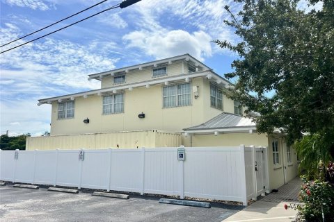 Commercial property in Bradenton, Florida 401.71 sq.m. № 1789233 - photo 7