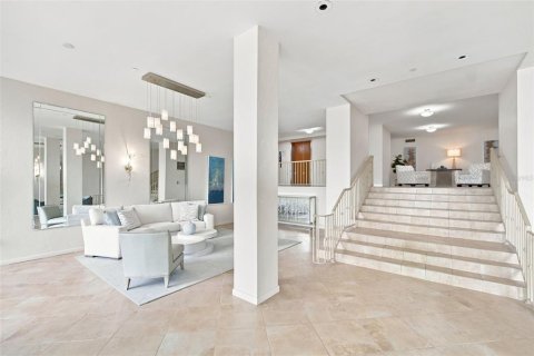 Copropriété à vendre à Sarasota, Floride: 2 chambres, 115.85 m2 № 2285432 - photo 3
