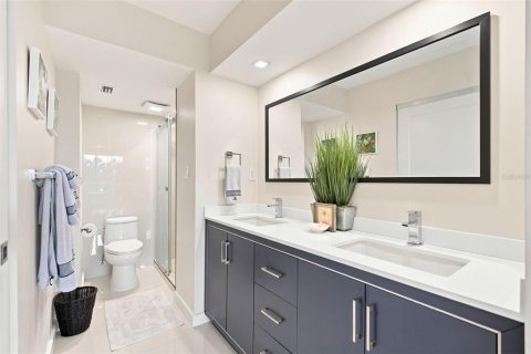 Copropriété à vendre à Sarasota, Floride: 2 chambres, 115.85 m2 № 2285432 - photo 28