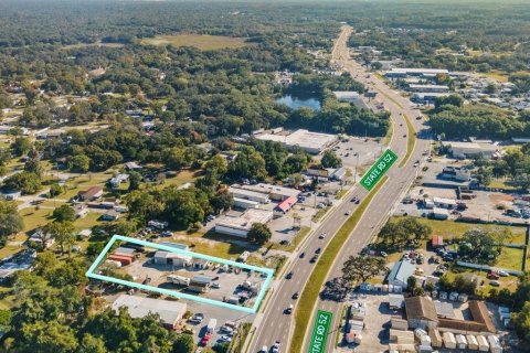Купить коммерческую недвижимость в Гудзон, Флорида 23.41м2, № 2097662 - фото 17