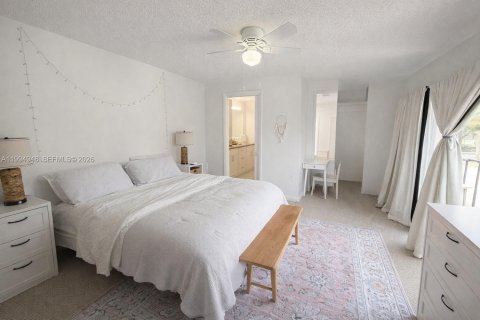 Adosado en venta en West Palm Beach, Florida, 2 dormitorios, 114.83 m2 № 2062674 - foto 12