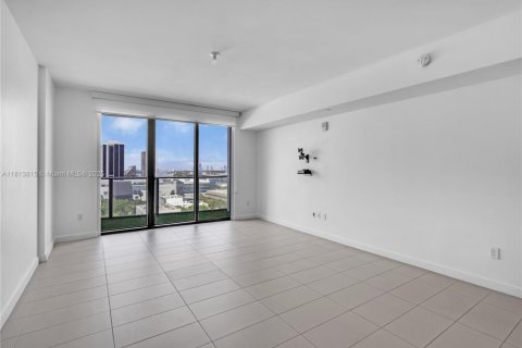 Condo in Miami, Florida  № 1874375 - photo 8