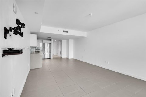 Condo in Miami, Florida  № 1874375 - photo 6