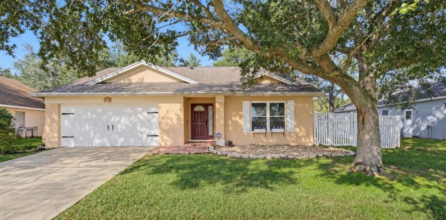Villa ou maison à Winter Garden, Floride 3 chambres, 139.54 m2 № 2416453