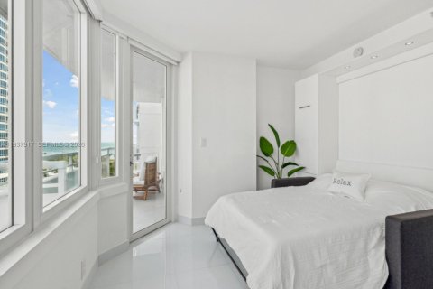 Снять в аренду кондоминиум в Майами-Бич, Флорида 2 спальни, 96.8м2, № 2003893 - фото 24