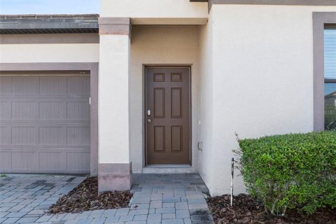 House in Haines City, Florida 4 bedrooms, 138.42 sq.m. № 1551394 - photo 3