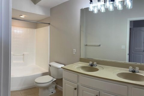 Condo in Orlando, Florida, 2 bedrooms № 2238681 - photo 18