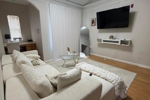 Condo in Orlando, Florida, 2 bedrooms № 2238681 - photo 7