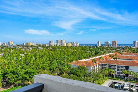 Condo in Fort Lauderdale, Florida, 2 bedrooms  № 1892753 - photo 23