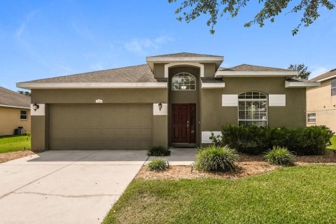 Villa ou maison à New Port Richey, Floride 4 chambres, 182.83 m2 № 2406275