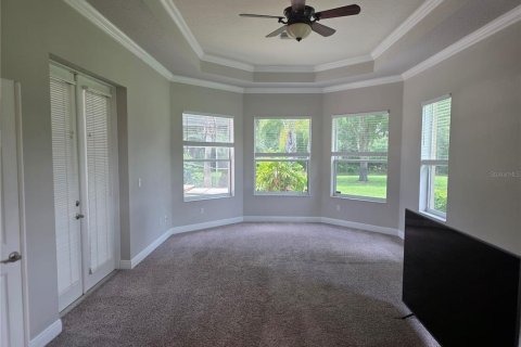 House in Lutz, Florida 4 bedrooms, 322.74 sq.m. № 1819118 - photo 12