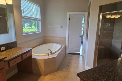 House in Lutz, Florida 4 bedrooms, 322.74 sq.m. № 1819118 - photo 13