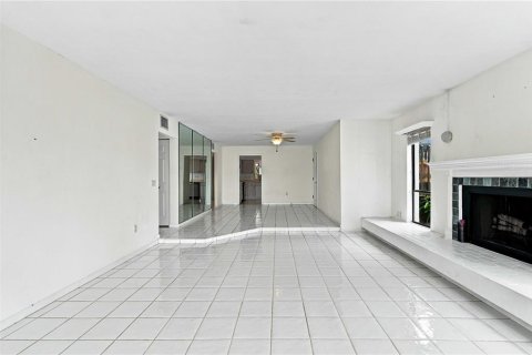 Copropriété à vendre à Bradenton, Floride: 2 chambres, 145.02 m2 № 2398764 - photo 14