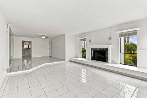 Copropriété à vendre à Bradenton, Floride: 2 chambres, 145.02 m2 № 2398764 - photo 12