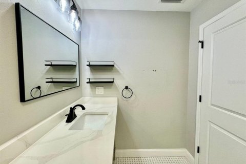Villa ou maison à louer à Tampa, Floride: 3 chambres, 124.21 m2 № 1845021 - photo 18