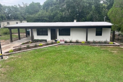 House in Orlando, Florida 3 bedrooms, 89.19 sq.m. № 2310085
