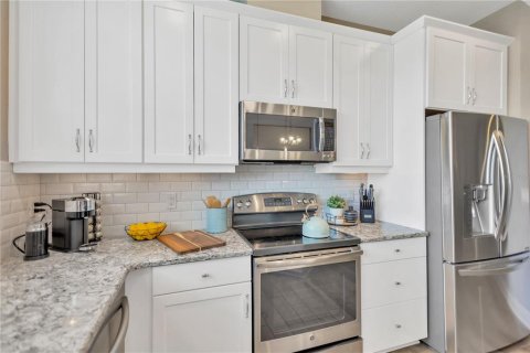 Touwnhouse à vendre à Tampa, Floride: 3 chambres, 179.58 m2 № 1884109 - photo 5