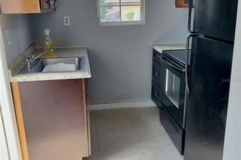 Casa en alquiler en Orlando, Florida, 3 dormitorios, 94.3 m2 № 1688166 - foto 19