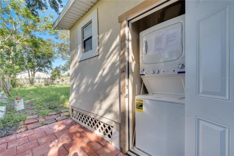 Casa en alquiler en Orlando, Florida, 3 dormitorios, 94.3 m2 № 1688166 - foto 7