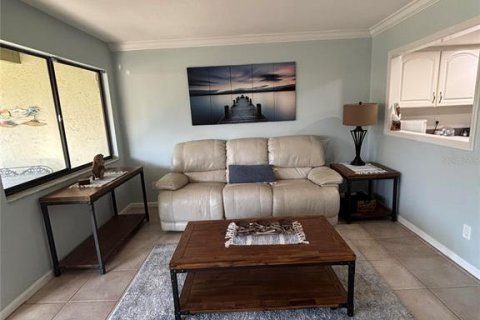 Townhouse in Sebring, Florida 2 bedrooms, 139.82 sq.m. № 2098183 - photo 4