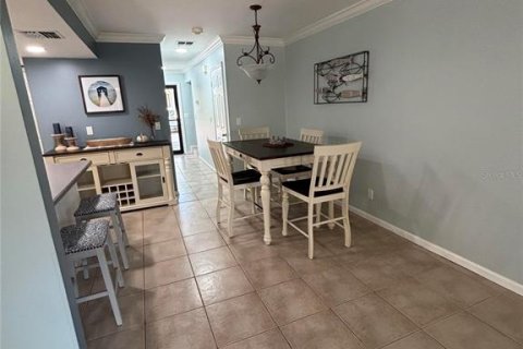 Townhouse in Sebring, Florida 2 bedrooms, 139.82 sq.m. № 2098183 - photo 5