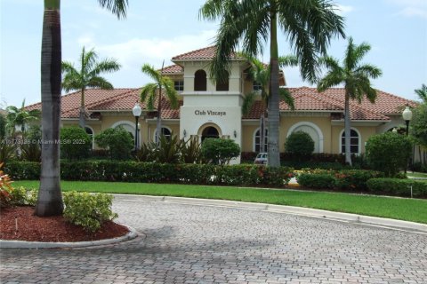 Townhouse in Miramar, Florida 3 bedrooms, 157.93 sq.m. № 1811280 - photo 20