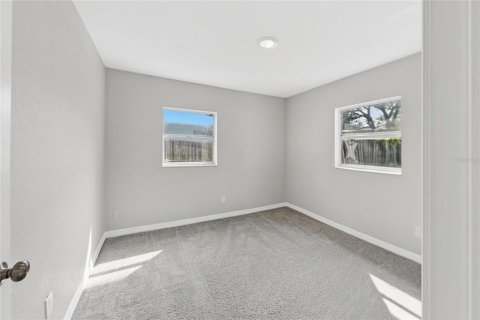 Villa ou maison à vendre à Tampa, Floride: 3 chambres, 133.22 m2 № 2411667 - photo 14