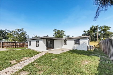 Villa ou maison à vendre à Tampa, Floride: 3 chambres, 133.22 m2 № 2411667 - photo 21