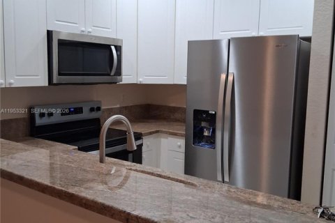 Adosado en Margate, Florida 3 dormitorios, 141.03 m2 № 2055084