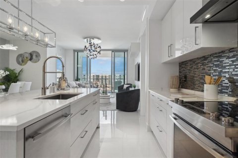 Condominio en venta en Sarasota, Florida, 2 dormitorios, 146.51 m2 № 1511192 - foto 15