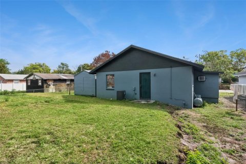 House in Sanford, Florida 3 bedrooms, 107.02 sq.m. № 2133108 - photo 19