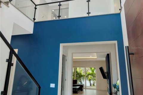 Villa ou maison à louer à Tampa, Floride: 4 chambres, 410.44 m2 № 1720465 - photo 3