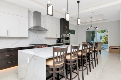 Villa ou maison à louer à Tampa, Floride: 4 chambres, 410.44 m2 № 1720465 - photo 18