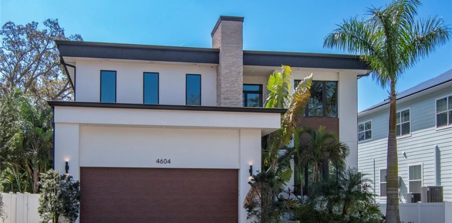 Villa ou maison à Tampa, Floride 4 chambres, 410.44 m2 № 1720465