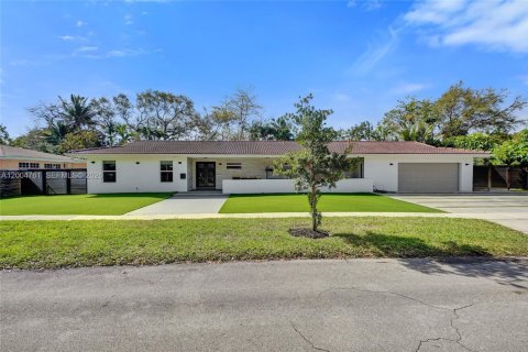 Villa ou maison à vendre à North Miami Beach, Floride: 5 chambres № 2068908 - photo 22