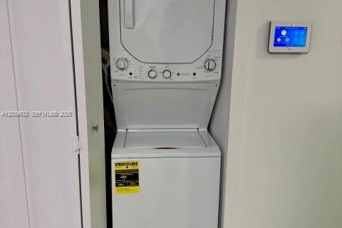 Снять в аренду кондоминиум в Уэстон, Флорида 2 спальни, 113.34м2, № 2087191 - фото 27