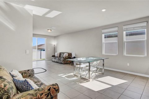 Casa en alquiler en Haines City, Florida, 3 dormitorios, 161.09 m2 № 1564486 - foto 5