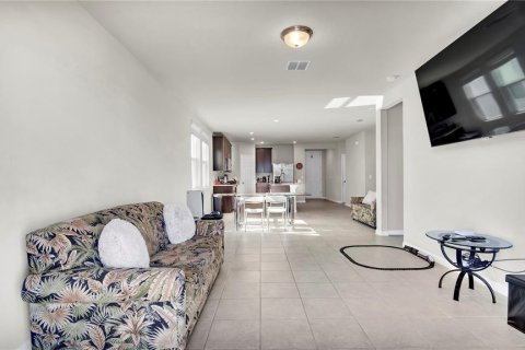Casa en alquiler en Haines City, Florida, 3 dormitorios, 161.09 m2 № 1564486 - foto 11