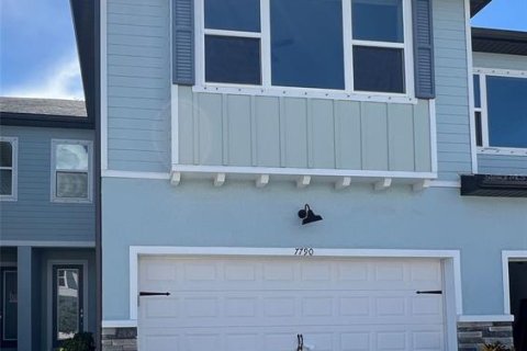 Townhouse in Seminole, Florida 3 bedrooms, 183.67 sq.m. № 1833478 - photo 1