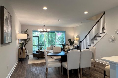 Townhouse in Seminole, Florida 3 bedrooms, 183.67 sq.m. № 1833478 - photo 4