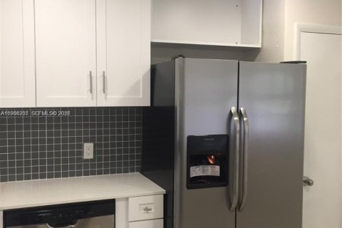 Appartement à louer à Miami, Floride: 1 chambre, 88.63 m2 № 1995945 - photo 5